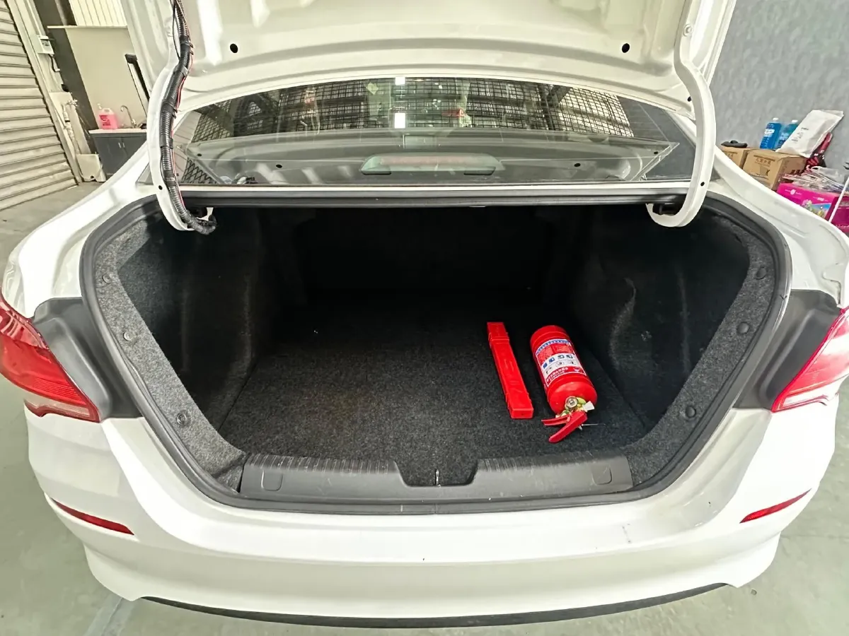 2019 Chevrolet Cavalier 1.5L 113HP L4 6AT,autocango,china used car exporter,china ev exporter,chinese used car exporter,chinese used ev exporter