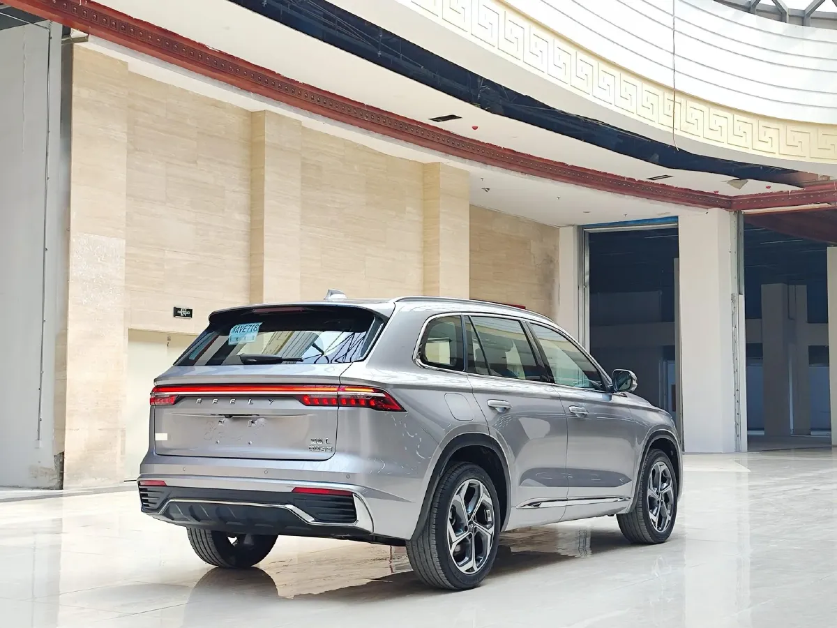 2024 Geely Monjaro 2.0T 218HP L4 7DCT,autocango,china used car exporter,china ev exporter,chinese used car exporter,chinese used ev exporter