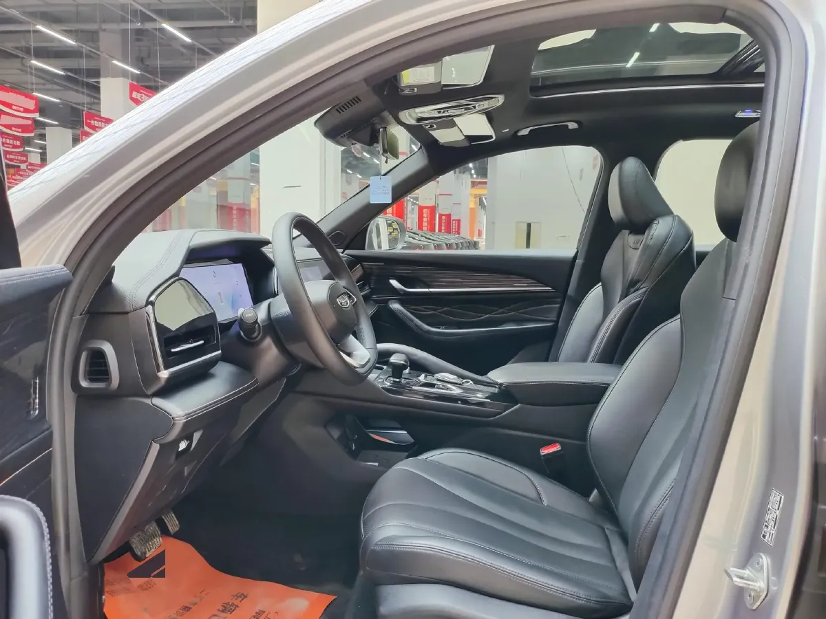 2024 Geely Monjaro 2.0T 218HP L4 7DCT,autocango,china used car exporter,china ev exporter,chinese used car exporter,chinese used ev exporter