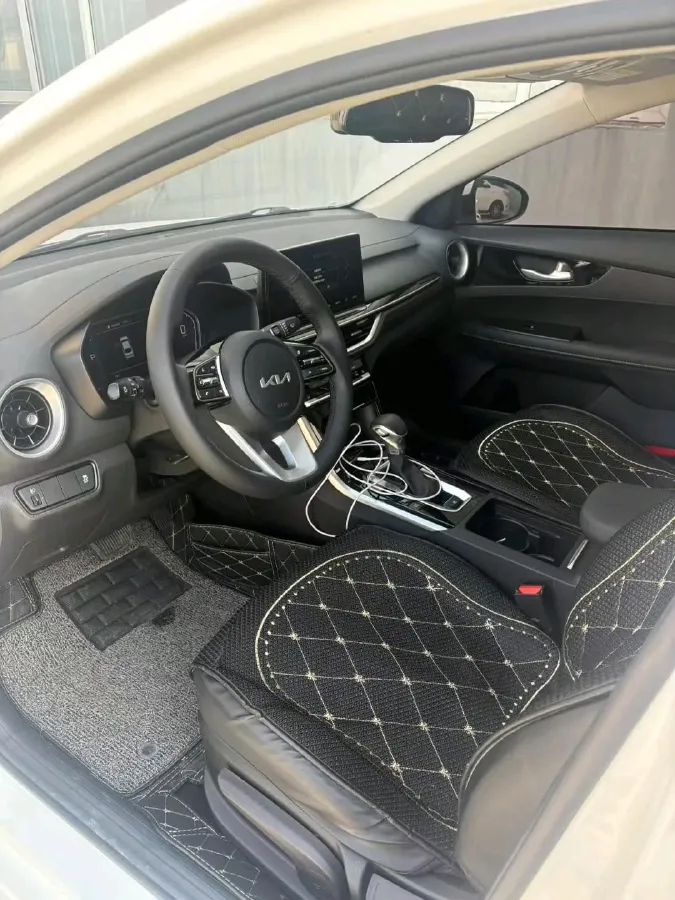 2021 Kia K3 1.5L 115HP L4 CVT,autocango,china used car exporter,china ev exporter,chinese used car exporter,chinese used ev exporter