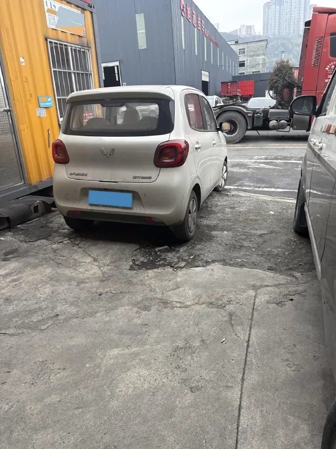 2025 WuLing HongGuang MINI EV BEV 16.2KWH,autocango,china used car exporter,china ev exporter,chinese used car exporter,chinese used ev exporter