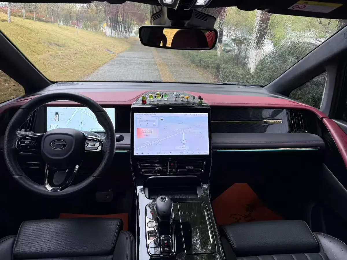 2024 GAC Trumpchi M8 2.0T 252HP L4 8AT,autocango,china used car exporter,china ev exporter,chinese used car exporter,chinese used ev exporter