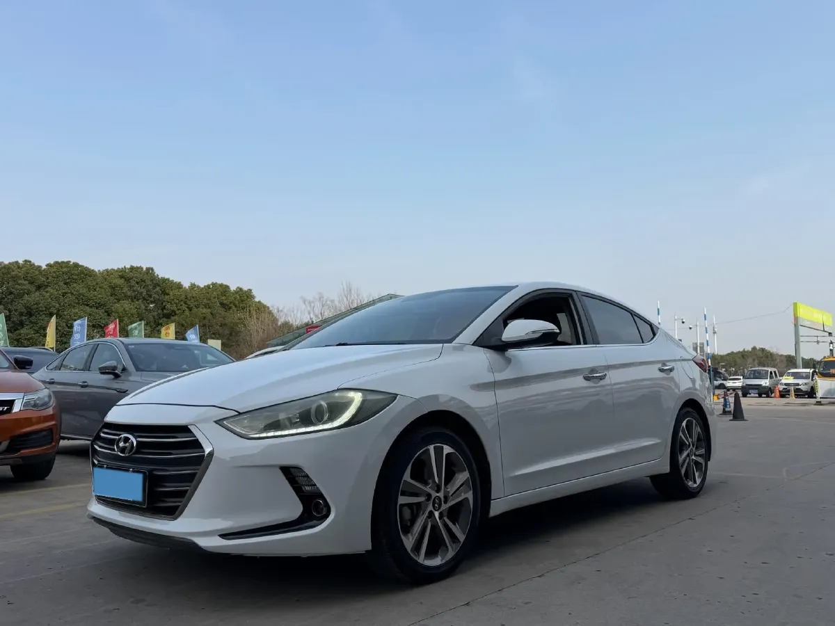 2016 Hyundai Elantra 1.6L 130HP L4 6AT,autocango,china used car exporter,china ev exporter,chinese used car exporter,chinese used ev exporter