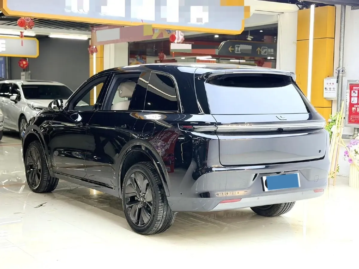 2023 Li L8 Range Extended 154HP REEV 40.9KWH,autocango,china used car exporter,china ev exporter,chinese used car exporter,chinese used ev exporter