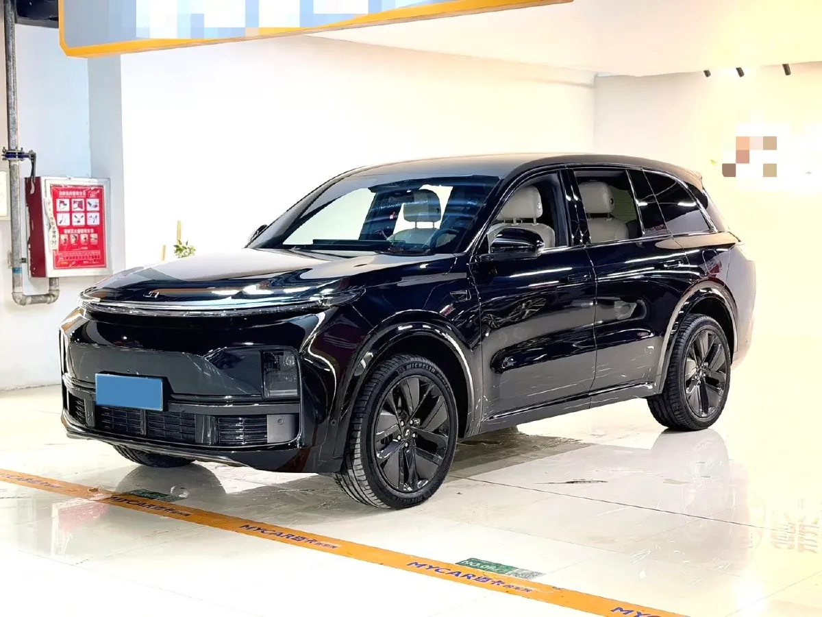 2023 Li L8 Range Extended 154HP REEV 40.9KWH,autocango,china used car exporter,china ev exporter,chinese used car exporter,chinese used ev exporter