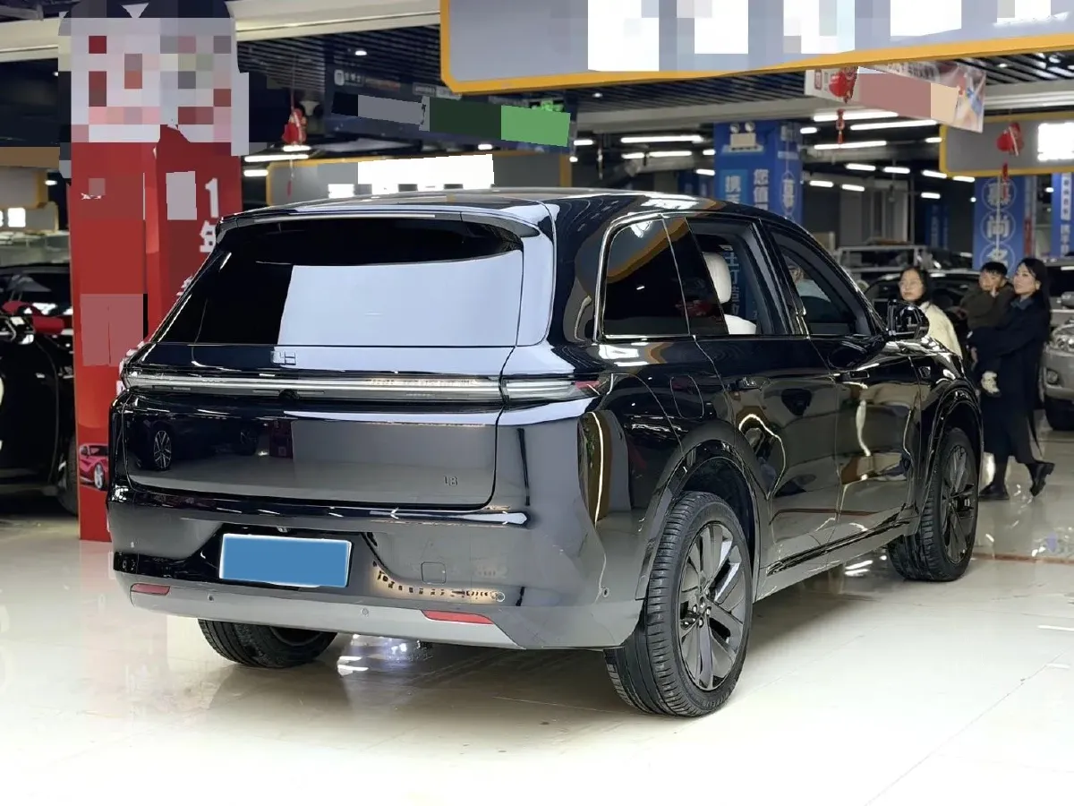 2023 Li L8 Range Extended 154HP REEV 40.9KWH,autocango,china used car exporter,china ev exporter,chinese used car exporter,chinese used ev exporter