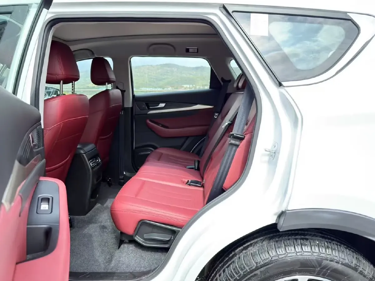 2025 Fulwin FulwinT8 1.5T 156HP L4 1DHT PHEV 18.67KWH,autocango,china used car exporter,china ev exporter,chinese used car exporter,chinese used ev exporter