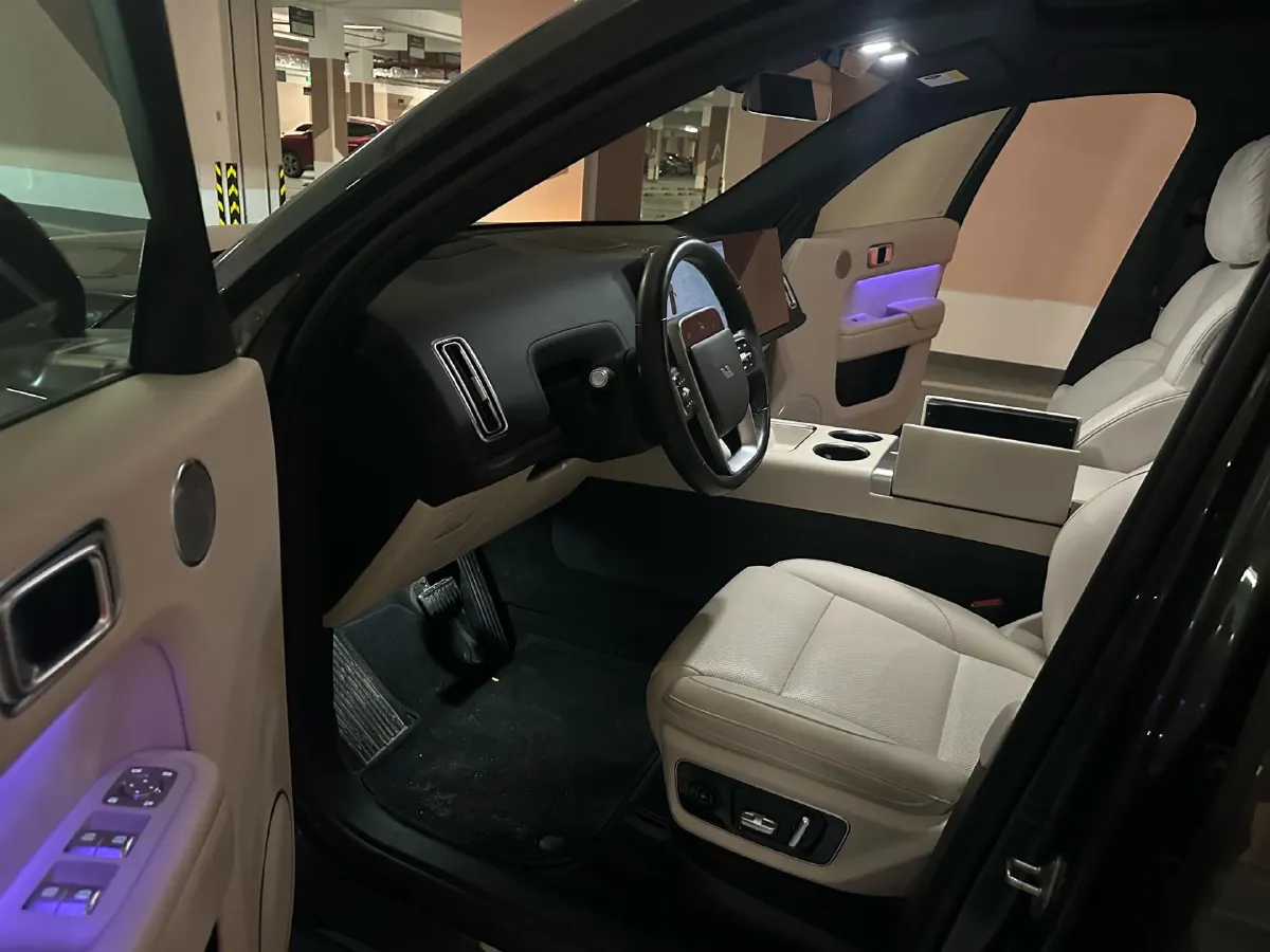 2023 Li L7 Range Extended 154HP REEV 40.9KWH,autocango,china used car exporter,china ev exporter,chinese used car exporter,chinese used ev exporter