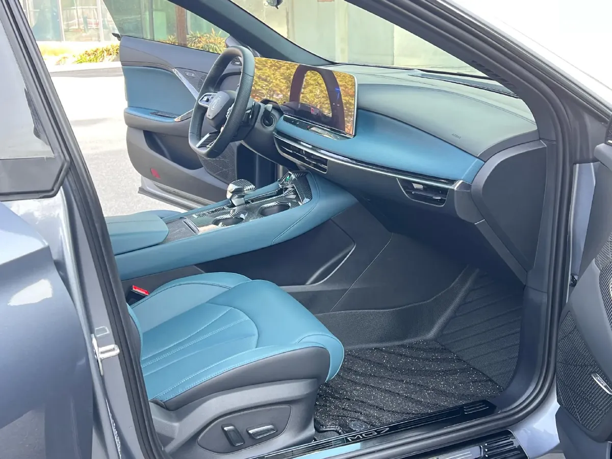 2023 MG 7 2.0T 261HP L4 9AT,autocango,china used car exporter,china ev exporter,chinese used car exporter,chinese used ev exporter