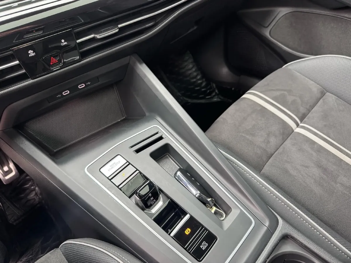 2021 Volkswagen Golf 1.4T 150HP L4 7DCT,autocango,china used car exporter,china ev exporter,chinese used car exporter,chinese used ev exporter