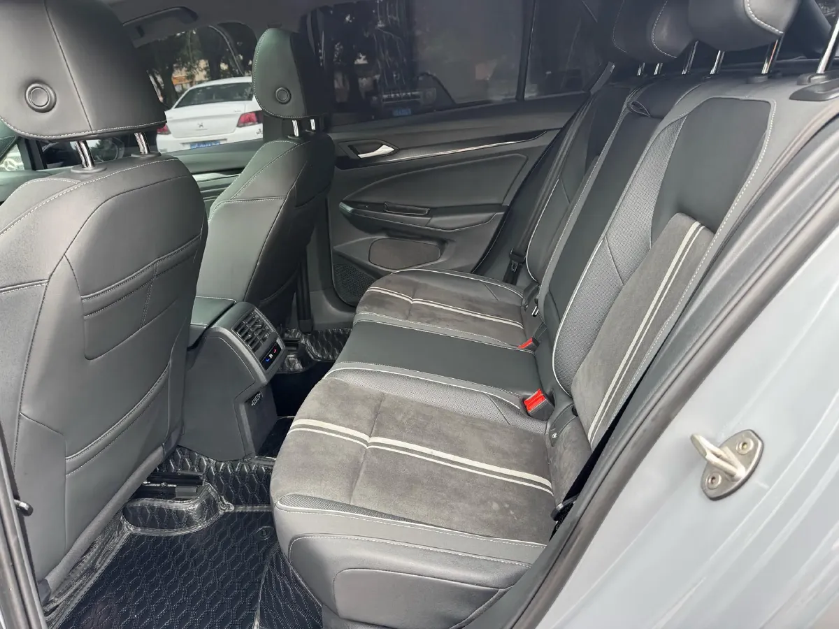 2021 Volkswagen Golf 1.4T 150HP L4 7DCT,autocango,china used car exporter,china ev exporter,chinese used car exporter,chinese used ev exporter