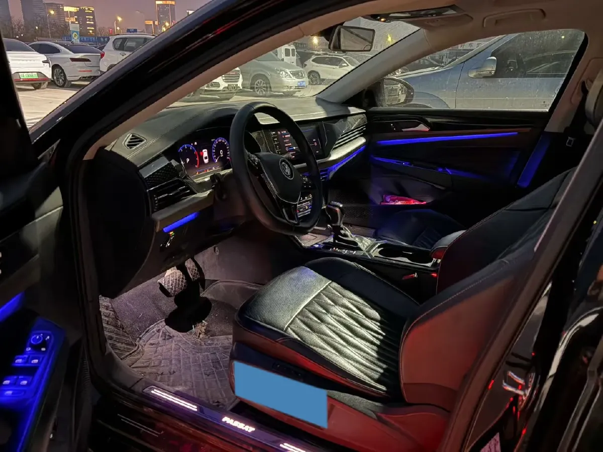 2020 Volkswagen Passat 2.0T 186HP L4 7DCT,autocango,china used car exporter,china ev exporter,chinese used car exporter,chinese used ev exporter