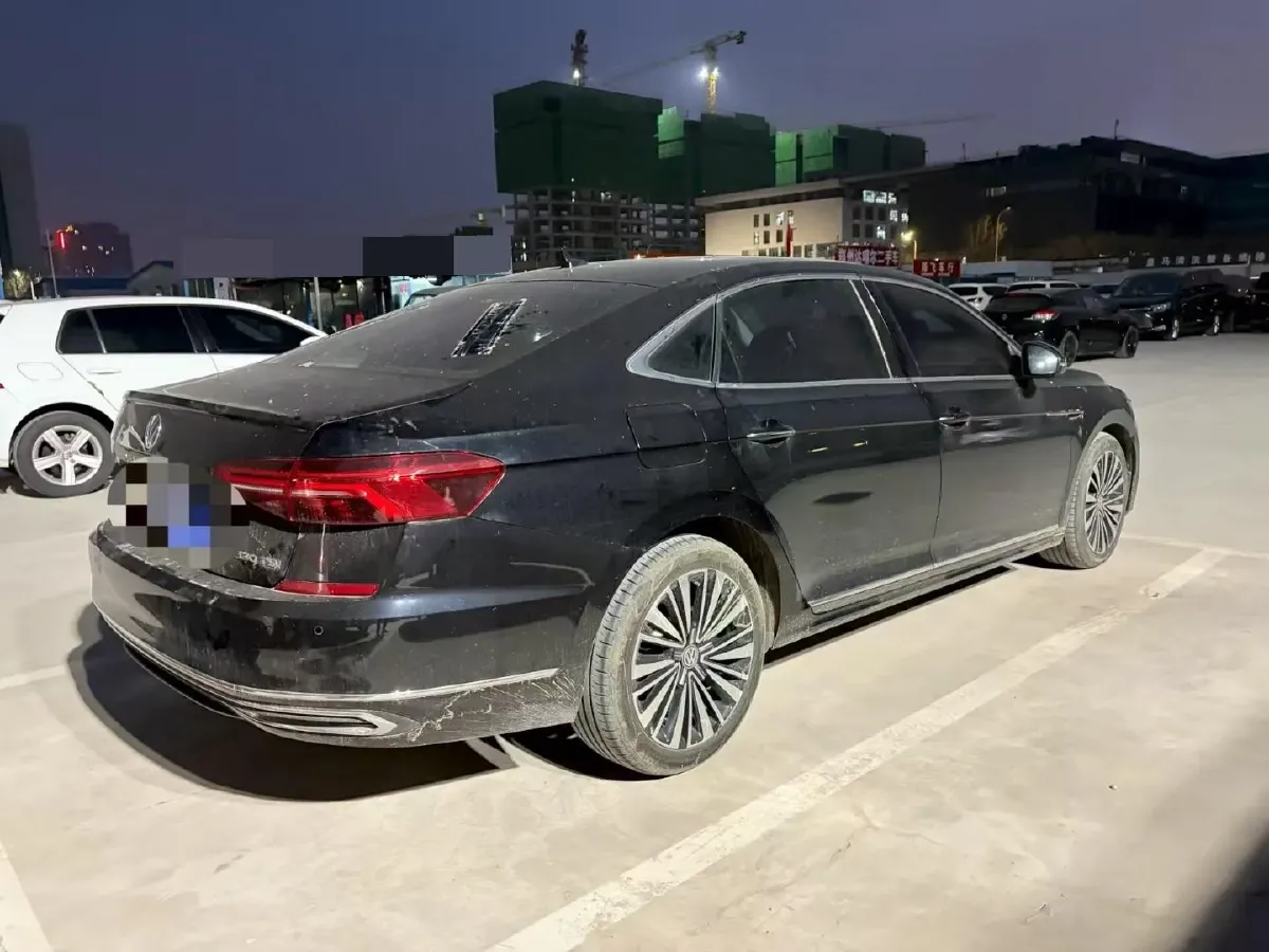 2020 Volkswagen Passat 2.0T 186HP L4 7DCT,autocango,china used car exporter,china ev exporter,chinese used car exporter,chinese used ev exporter