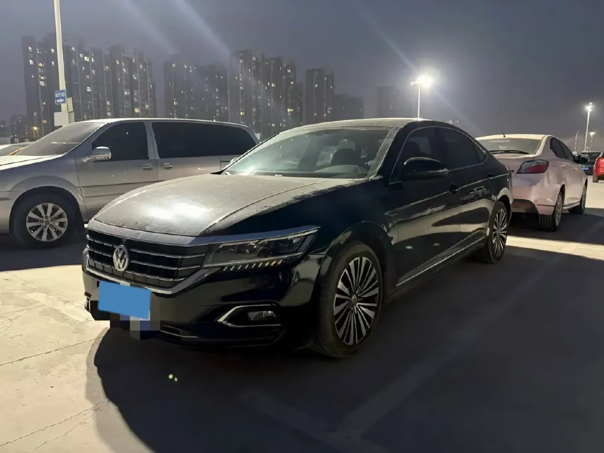 2020 Volkswagen Passat 2.0T 186HP L4 7DCT,autocango,china used car exporter,china ev exporter,chinese used car exporter,chinese used ev exporter