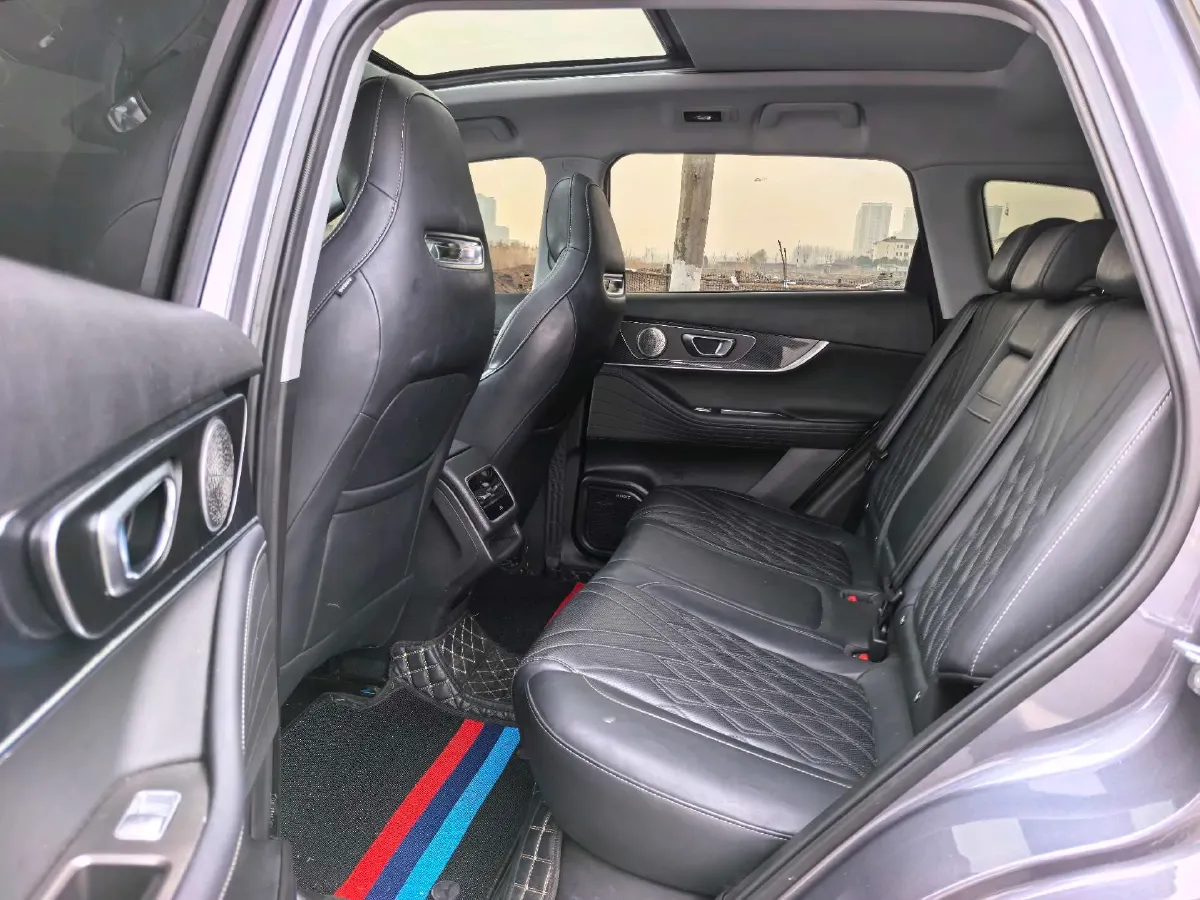 2023 Chery Tiggo 7 Plus 1.6T 197HP L4 7DCT,autocango,china used car exporter,china ev exporter,chinese used car exporter,chinese used ev exporter