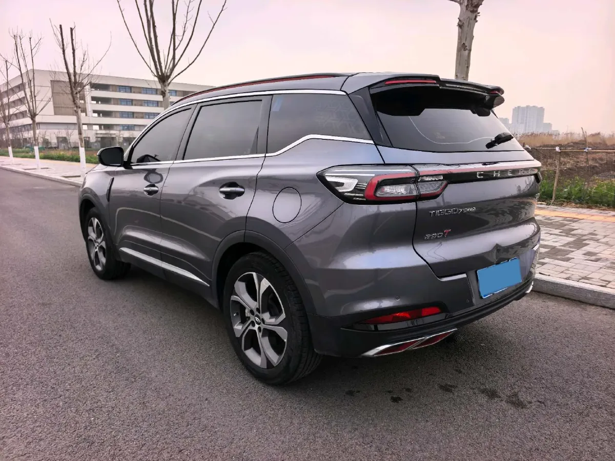 2023 Chery Tiggo 7 Plus 1.6T 197HP L4 7DCT,autocango,china used car exporter,china ev exporter,chinese used car exporter,chinese used ev exporter