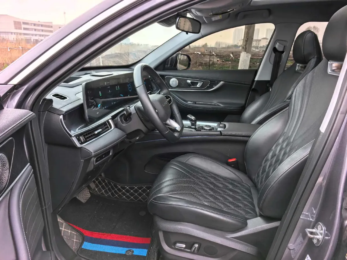 2023 Chery Tiggo 7 Plus 1.6T 197HP L4 7DCT,autocango,china used car exporter,china ev exporter,chinese used car exporter,chinese used ev exporter