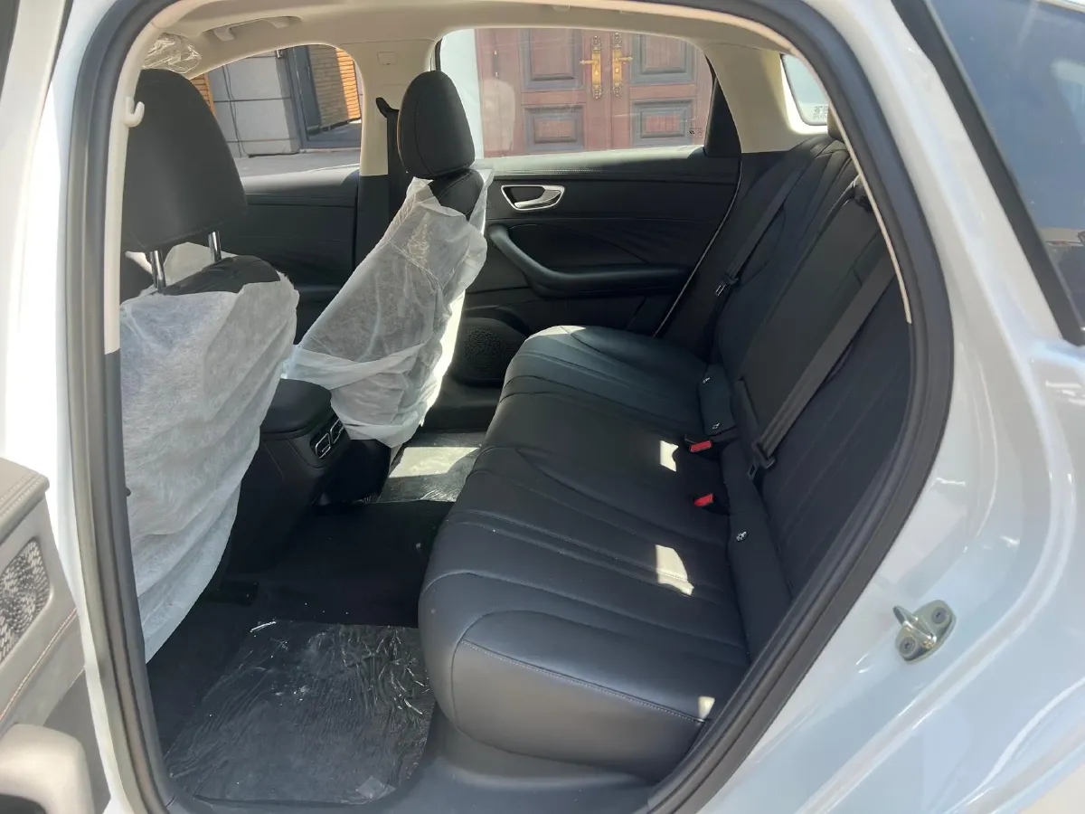 2025 BYD Han 1.5T 156HP L4 E-CVT PHEV,autocango,china used car exporter,china ev exporter,chinese used car exporter,chinese used ev exporter