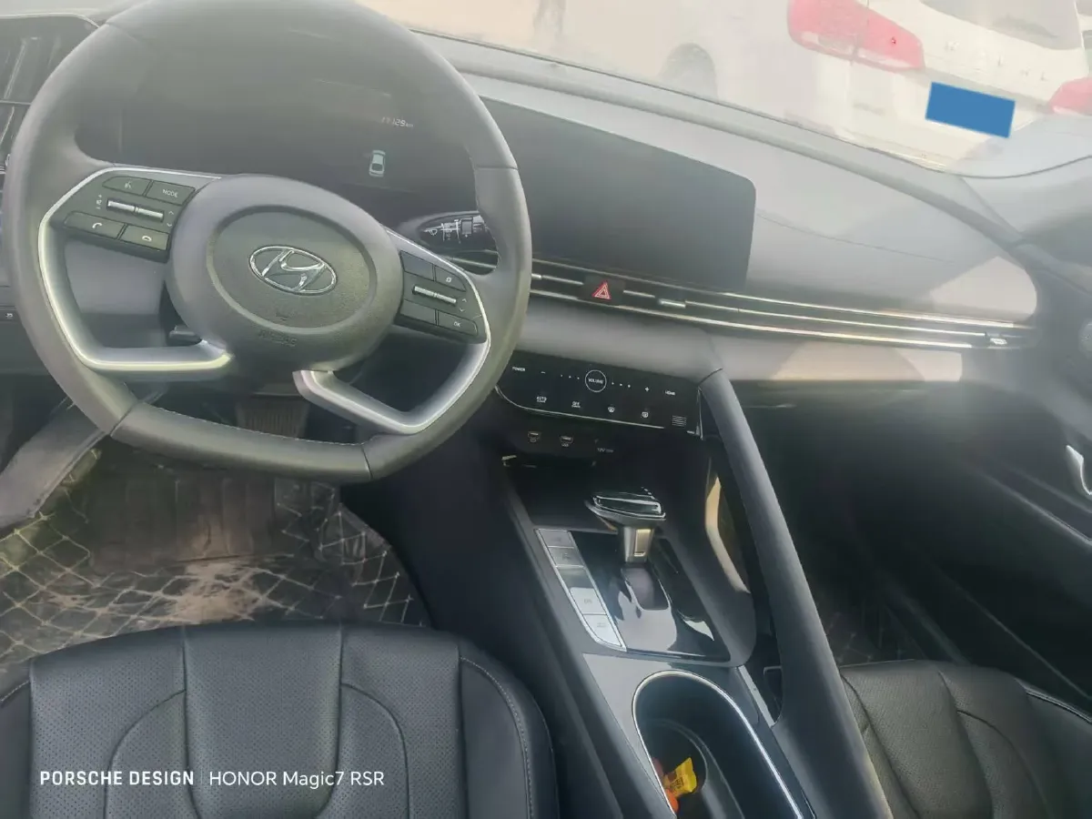 2022 Hyundai Elantra 1.5L 115HP L4 CVT,autocango,china used car exporter,china ev exporter,chinese used car exporter,chinese used ev exporter