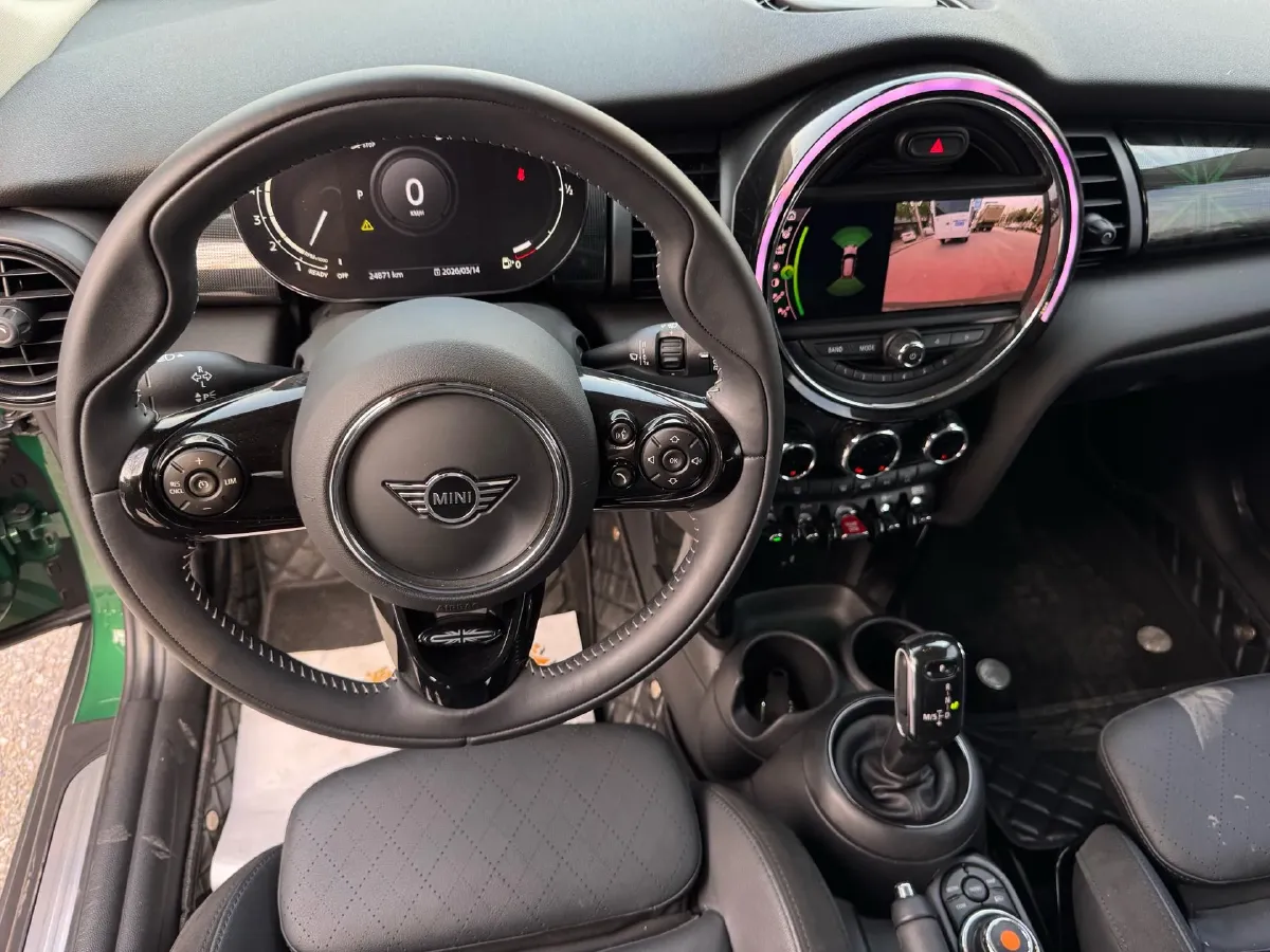 2021 MINI MINI 1.5T 136HP L3 7DCT,autocango,china used car exporter,china ev exporter,chinese used car exporter,chinese used ev exporter