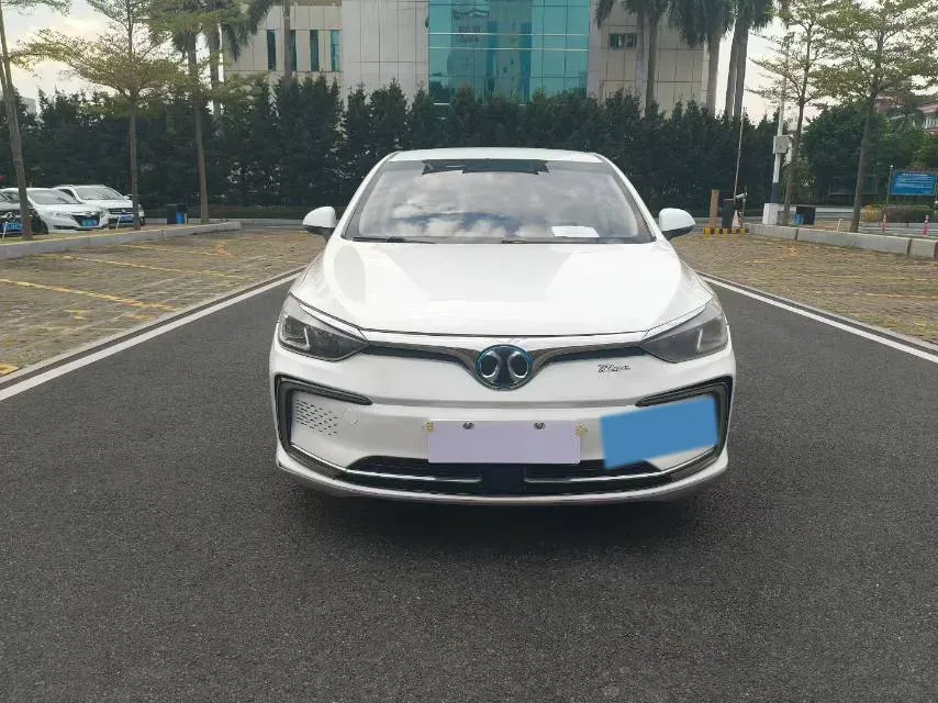 2018 BeiJing Auto EU5 BEV 53.66KWH,autocango,china used car exporter,china ev exporter,chinese used car exporter,chinese used ev exporter