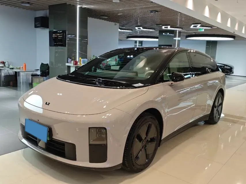 2025 Li i6 BEV,autocango,china used car exporter,china ev exporter,chinese used car exporter,chinese used ev exporter