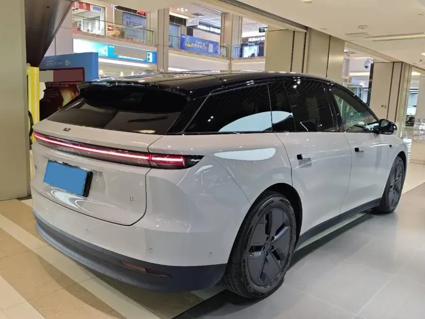 2025 Li i6 BEV,autocango,china used car exporter,china ev exporter,chinese used car exporter,chinese used ev exporter