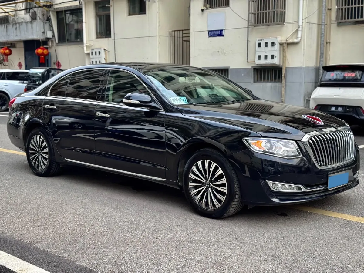 2018 HongQi H7 2.0T 204HP L4 6AT,autocango,china used car exporter,china ev exporter,chinese used car exporter,chinese used ev exporter