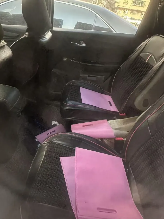 2019 BaoJun 730 1.5T 147HP L4 6MT,autocango,china used car exporter,china ev exporter,chinese used car exporter,chinese used ev exporter