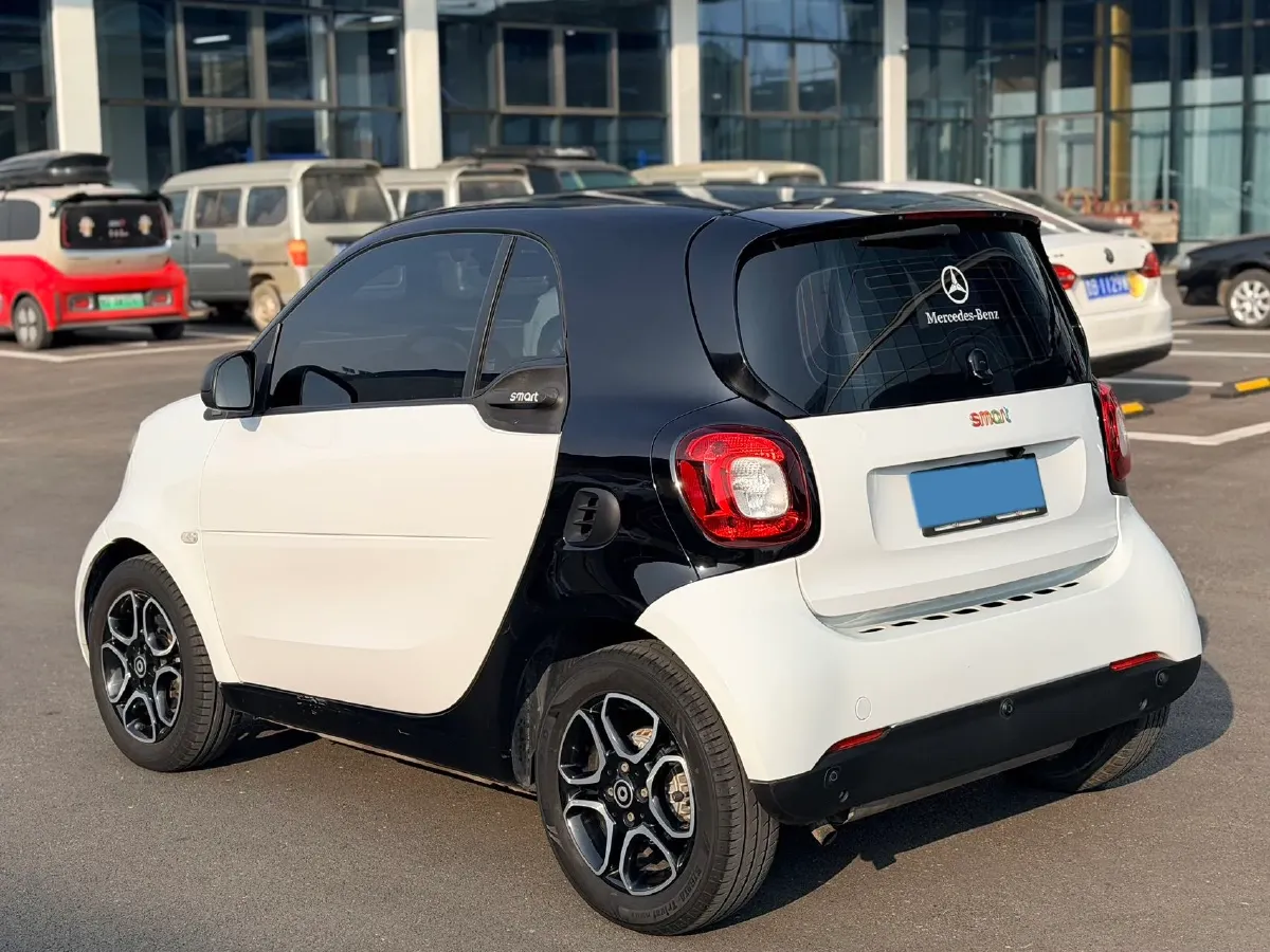 2019 MAXUS D60 1.5T 169HP L4 7DCT,autocango,china used car exporter,china ev exporter,chinese used car exporter,chinese used ev exporter