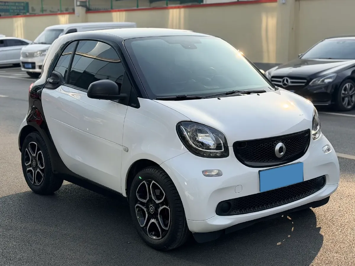 2019 MAXUS D60 1.5T 169HP L4 7DCT,autocango,china used car exporter,china ev exporter,chinese used car exporter,chinese used ev exporter