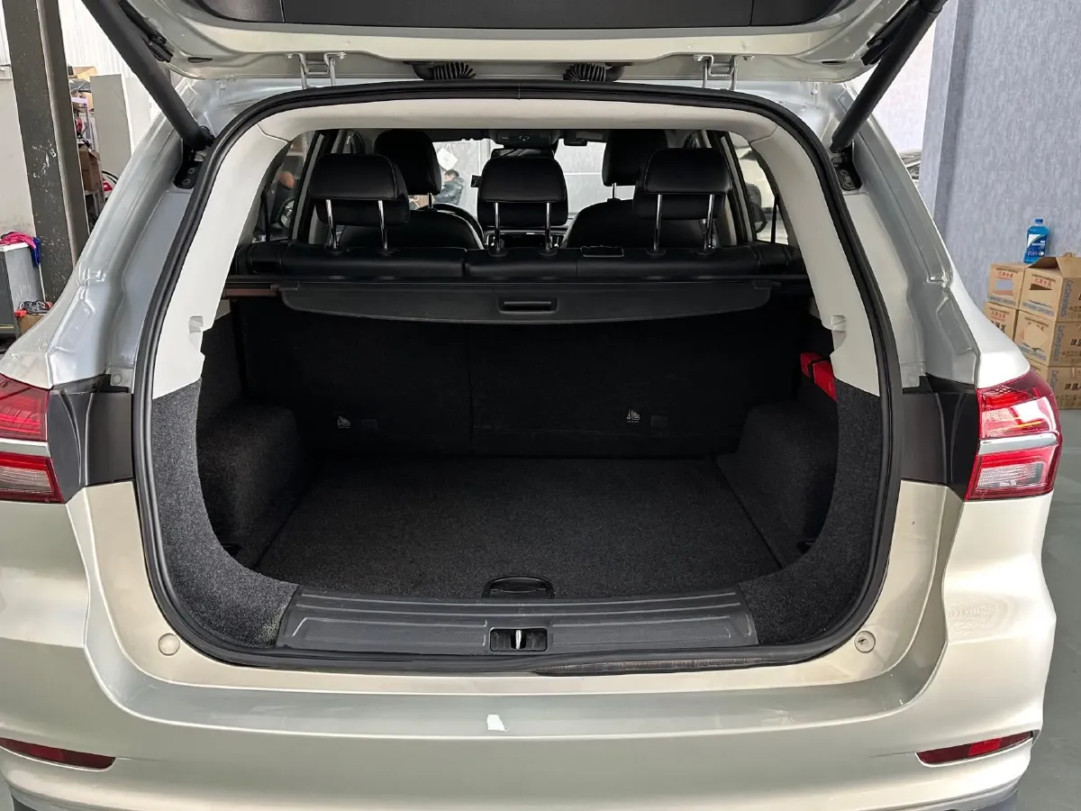 2017 Roewe RX5 BEV 48.3KWH,autocango,china used car exporter,china ev exporter,chinese used car exporter,chinese used ev exporter