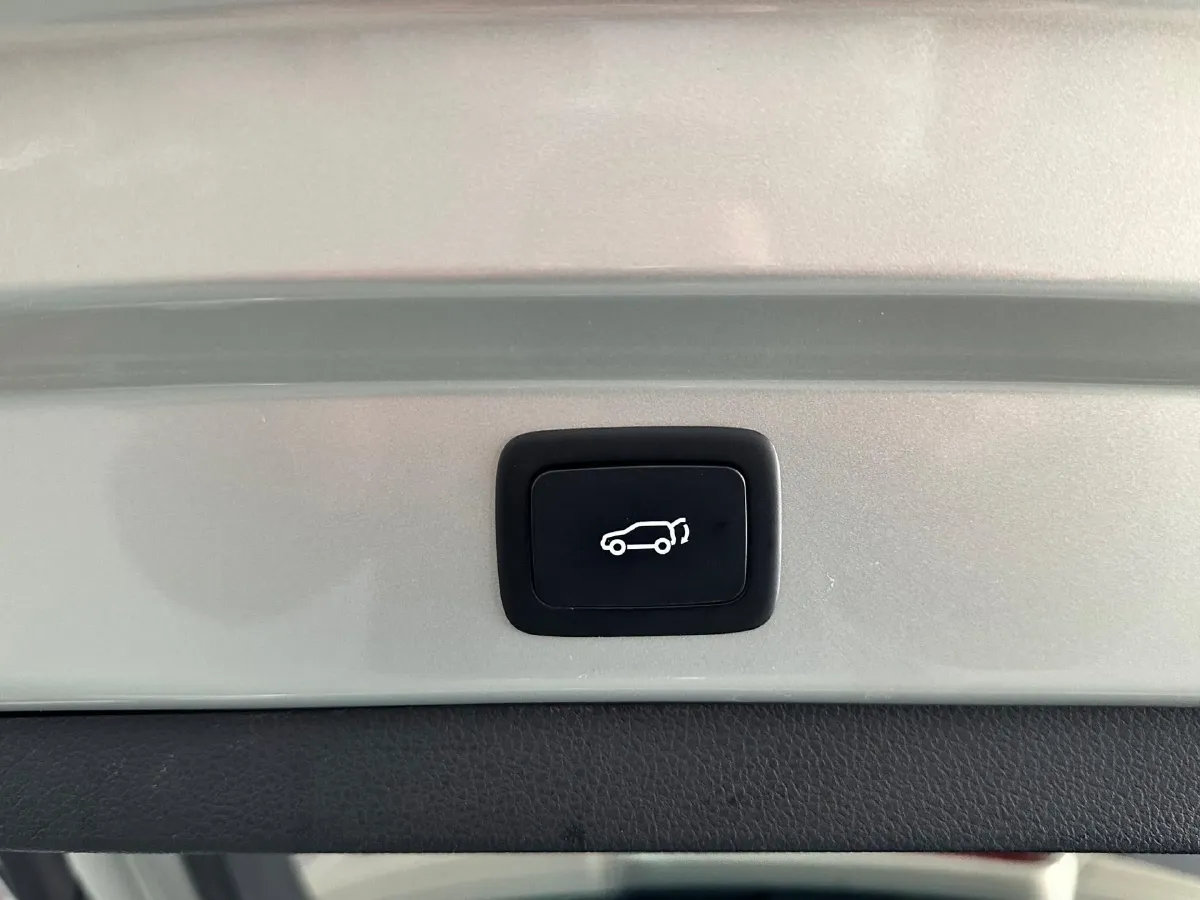 2017 Roewe RX5 BEV 48.3KWH,autocango,china used car exporter,china ev exporter,chinese used car exporter,chinese used ev exporter