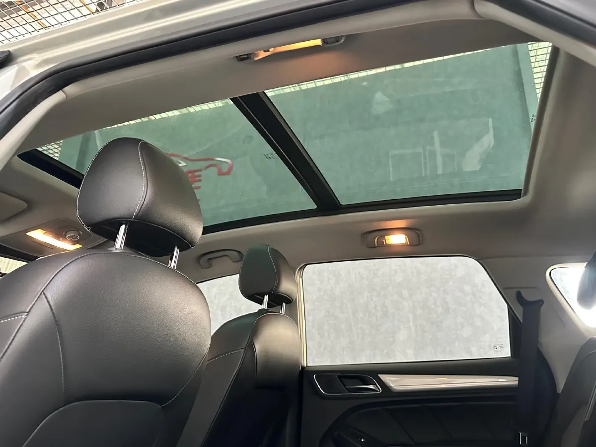 2017 Roewe RX5 BEV 48.3KWH,autocango,china used car exporter,china ev exporter,chinese used car exporter,chinese used ev exporter