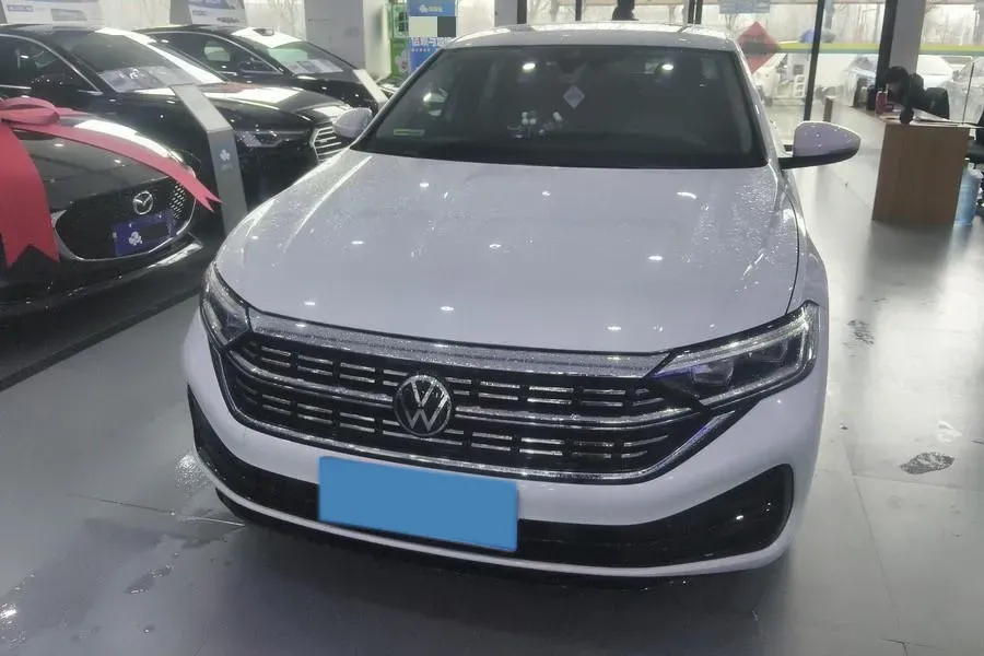 2023 Volkswagen Sagitar 1.5T 160HP L4 7DCT,autocango,china used car exporter,china ev exporter,chinese used car exporter,chinese used ev exporter