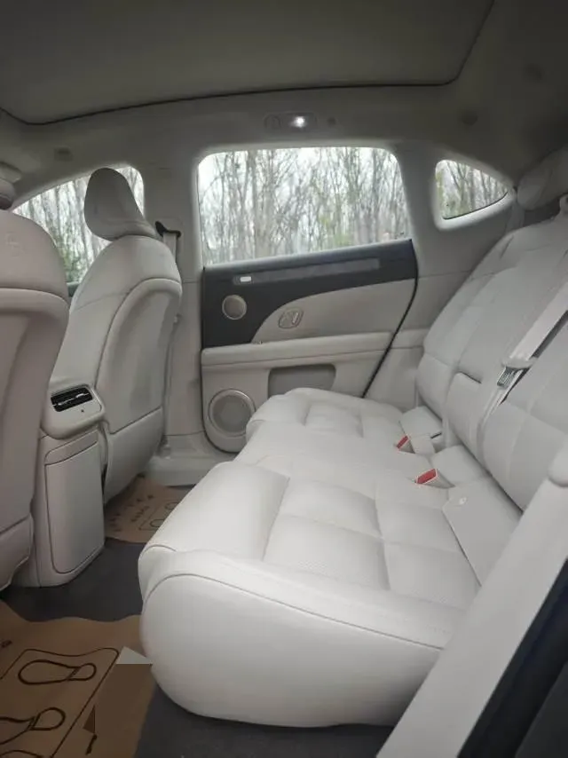 2026 IM LS6 REEV 155HP REEV,autocango,china used car exporter,china ev exporter,chinese used car exporter,chinese used ev exporter