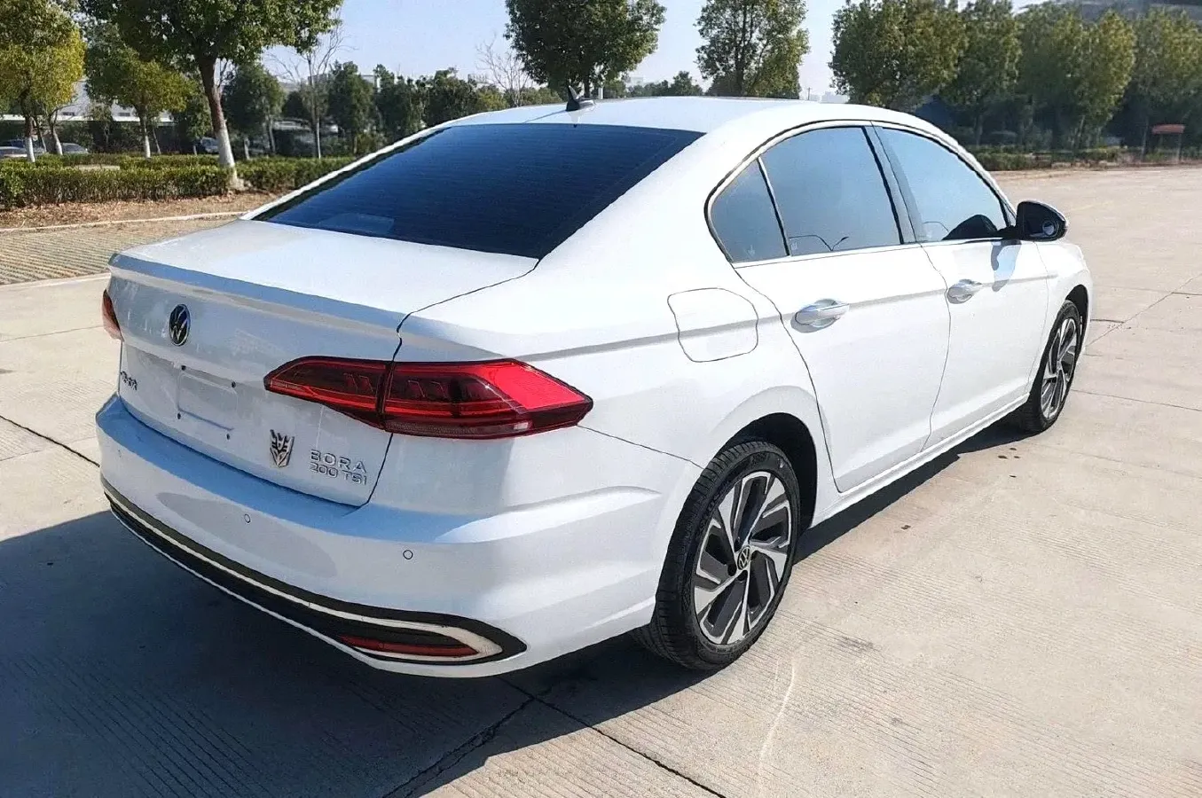 2024 Volkswagen Bora 1.2T 116HP L4 7DCT,autocango,china used car exporter,china ev exporter,chinese used car exporter,chinese used ev exporter