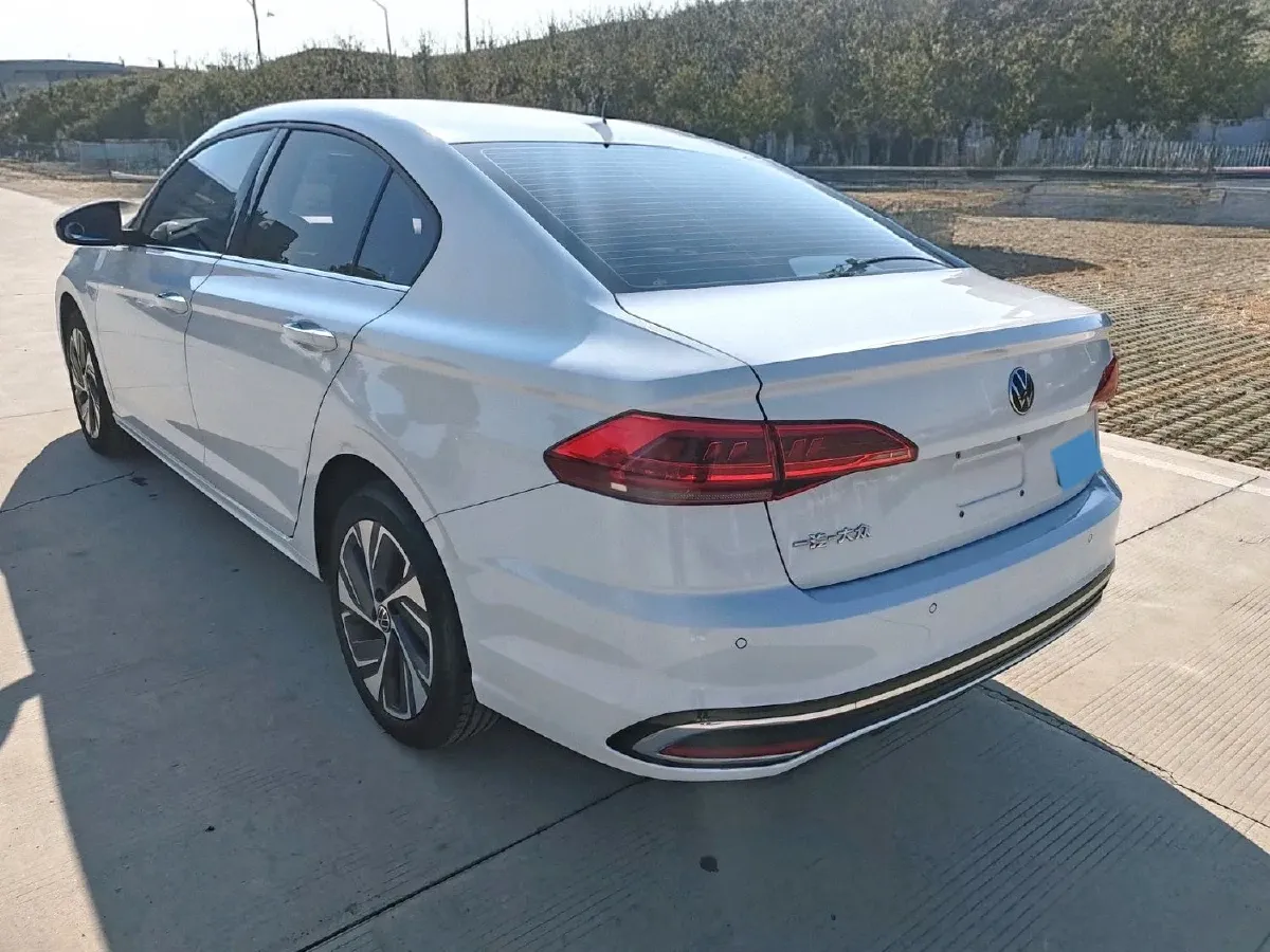 2024 Volkswagen Bora 1.2T 116HP L4 7DCT,autocango,china used car exporter,china ev exporter,chinese used car exporter,chinese used ev exporter