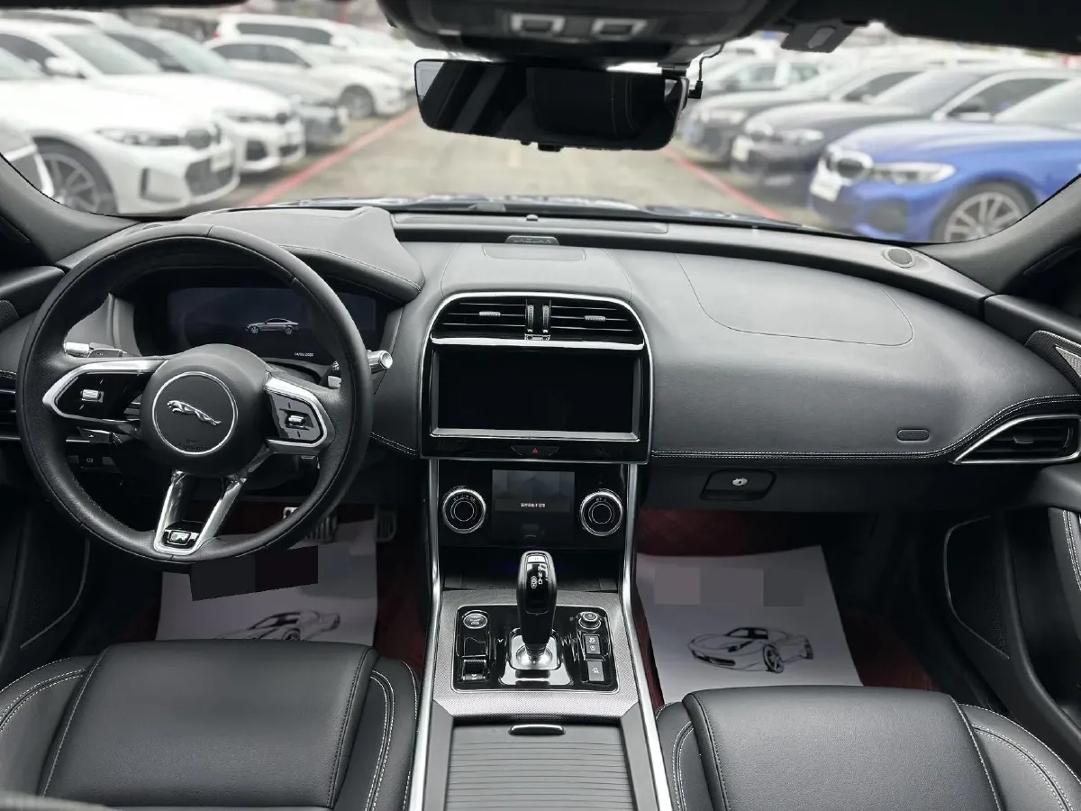 2021 Jaguar XEL 2.0T 250HP L4 8AT,autocango,china used car exporter,china ev exporter,chinese used car exporter,chinese used ev exporter