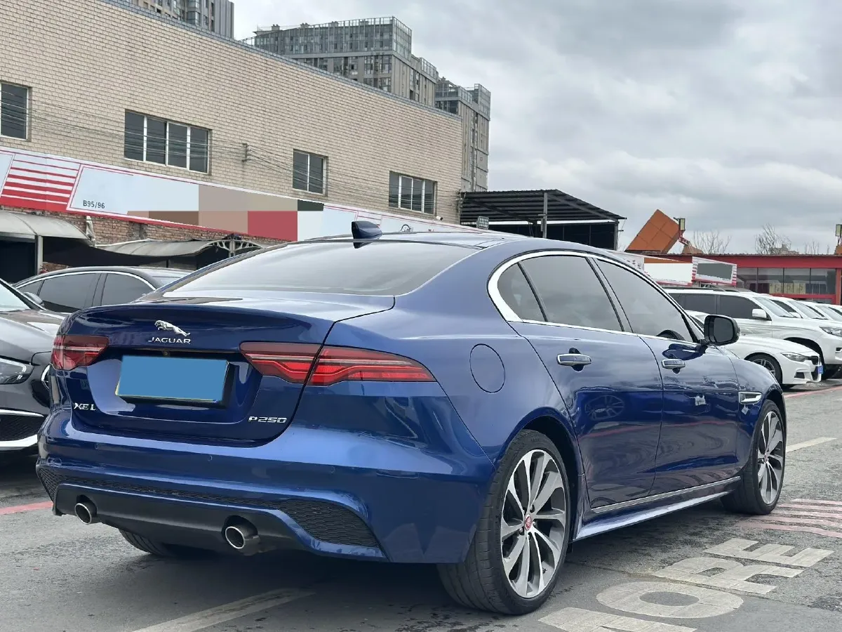 2021 Jaguar XEL 2.0T 250HP L4 8AT,autocango,china used car exporter,china ev exporter,chinese used car exporter,chinese used ev exporter