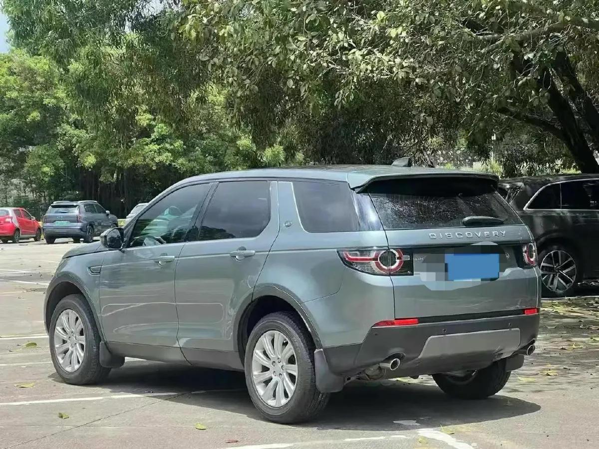 2019 Land Rover Discovery Sport 2.0T 241HP L4 9AT,autocango,china used car exporter,china ev exporter,chinese used car exporter,chinese used ev exporter