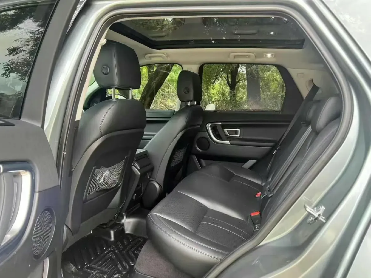 2019 Land Rover Discovery Sport 2.0T 241HP L4 9AT,autocango,china used car exporter,china ev exporter,chinese used car exporter,chinese used ev exporter