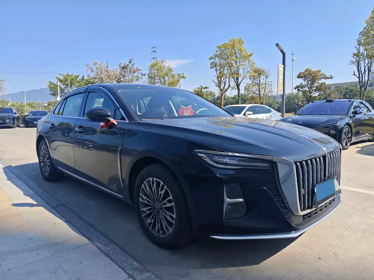 2025 HongQi H5 1.5T 169HP L4 7DCT,autocango,china used car exporter,china ev exporter,chinese used car exporter,chinese used ev exporter