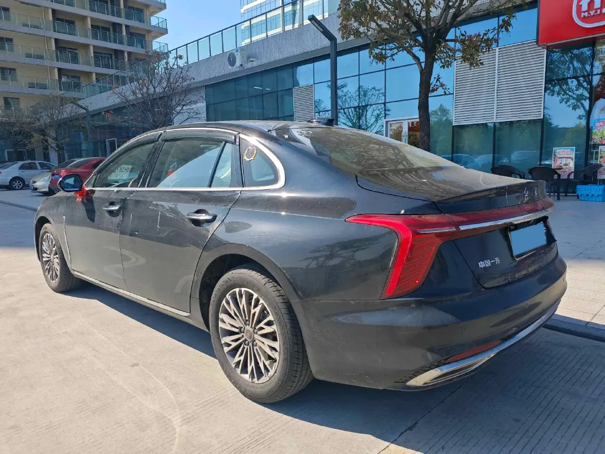 2025 HongQi H5 1.5T 169HP L4 7DCT,autocango,china used car exporter,china ev exporter,chinese used car exporter,chinese used ev exporter