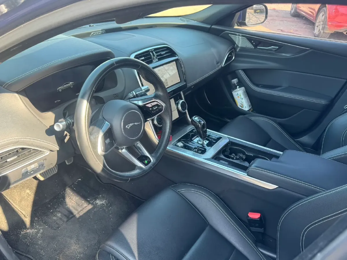 2021 Jaguar XEL 2.0T 250HP L4 8AT,autocango,china used car exporter,china ev exporter,chinese used car exporter,chinese used ev exporter