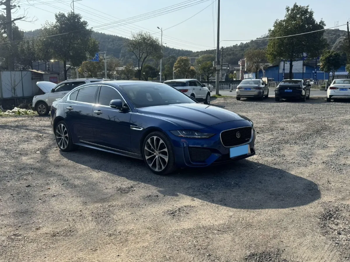2021 Jaguar XEL 2.0T 250HP L4 8AT,autocango,china used car exporter,china ev exporter,chinese used car exporter,chinese used ev exporter