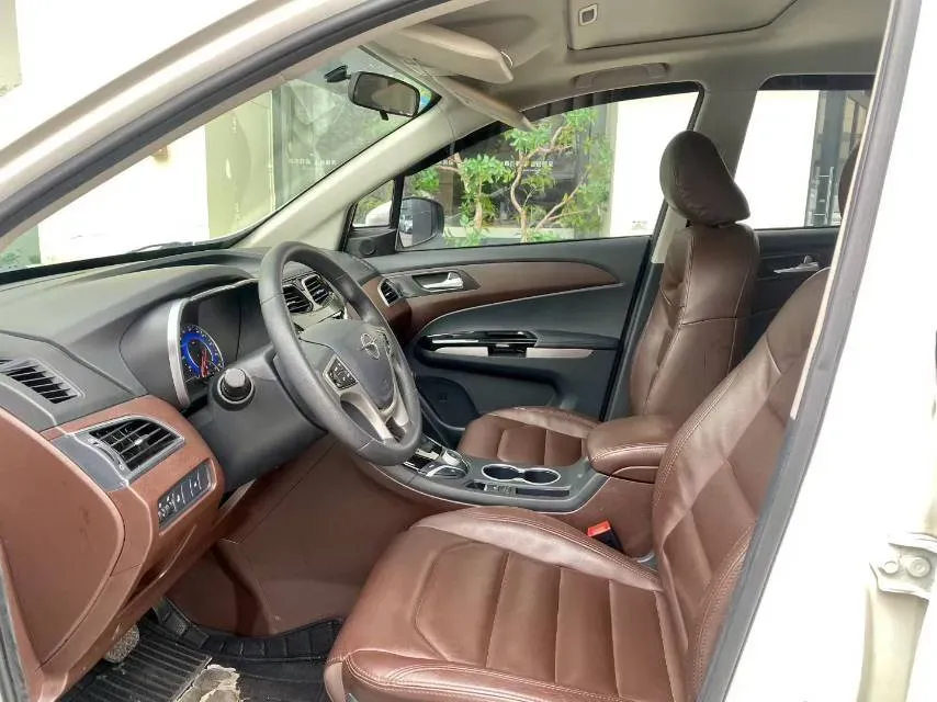 2017 HaiMa Family F7 1.5T 165HP L4 6AT,autocango,china used car exporter,china ev exporter,chinese used car exporter,chinese used ev exporter