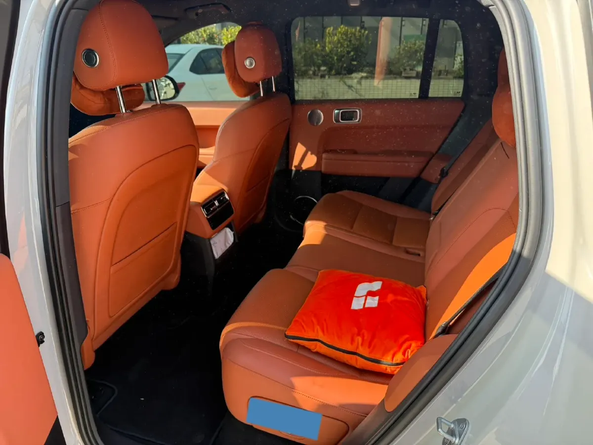 2024 Li L6 Range Extended 154HP L4 REEV 36.8KWH,autocango,china used car exporter,china ev exporter,chinese used car exporter,chinese used ev exporter