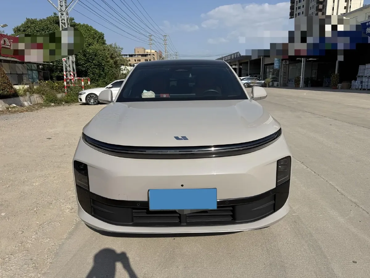 2024 Li L6 Range Extended 154HP L4 REEV 36.8KWH,autocango,china used car exporter,china ev exporter,chinese used car exporter,chinese used ev exporter