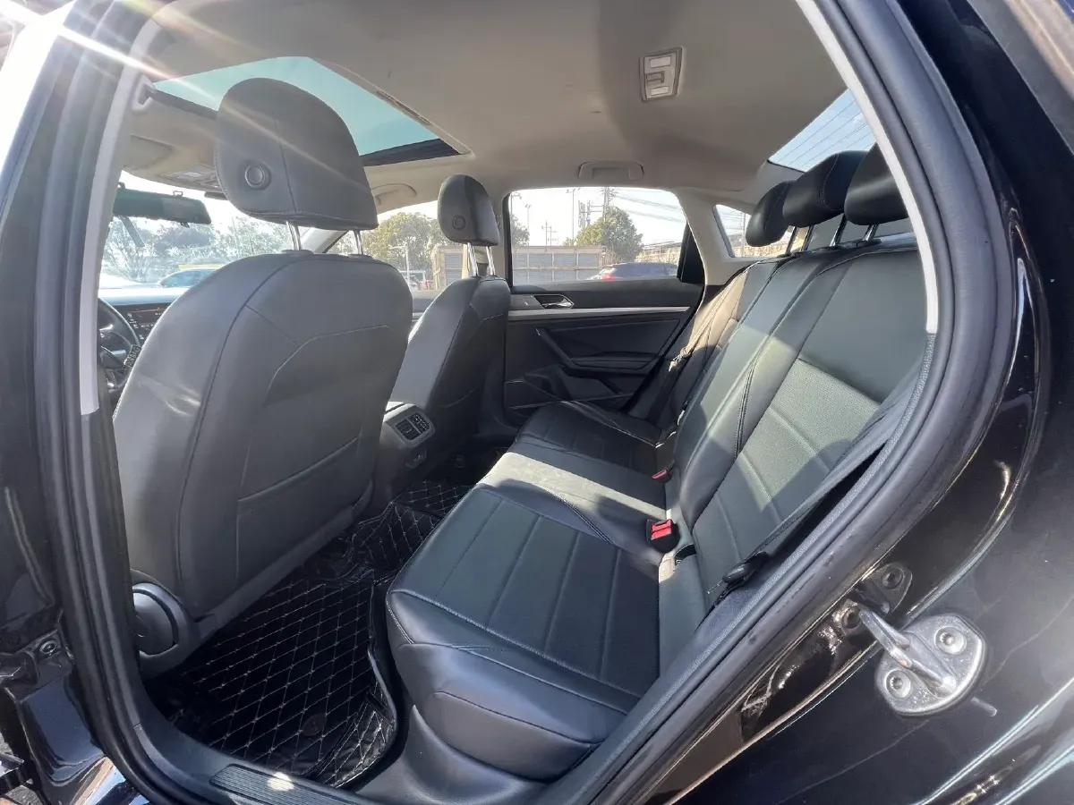 2021 Volkswagen Lavida 1.5L 113HP L4 6AT,autocango,china used car exporter,china ev exporter,chinese used car exporter,chinese used ev exporter